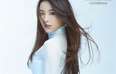 白衣女孩